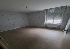 Appartement T4 CENTRE VILLE MONTCEAU