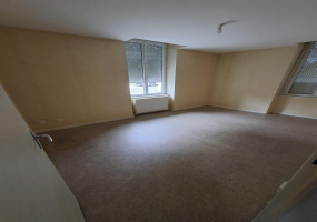 Appartement T4 CENTRE VILLE MONTCEAU