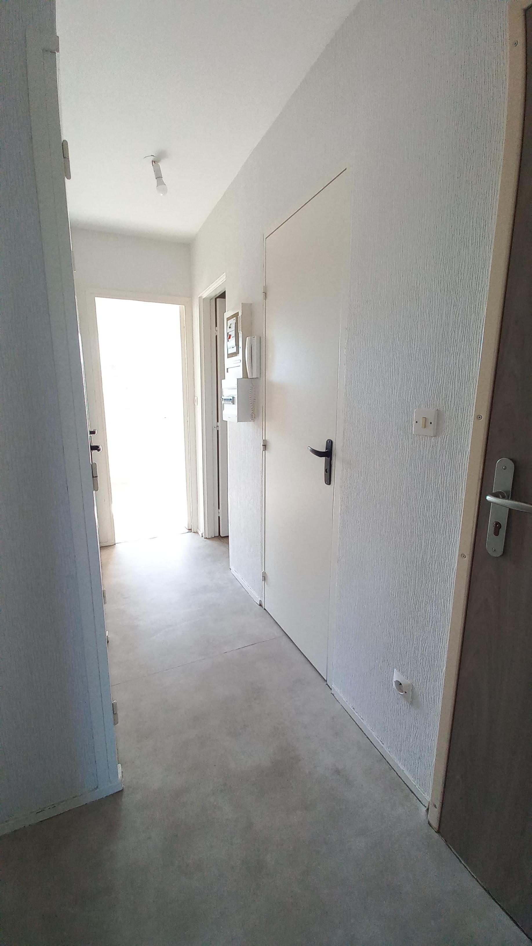 17 RUE DE LA RESISTANCE, 71300, Montceau Les Mines, 2 Chambres Chambres , ,Appartement,Location ,RUE DE LA RESISTANCE,5,16277