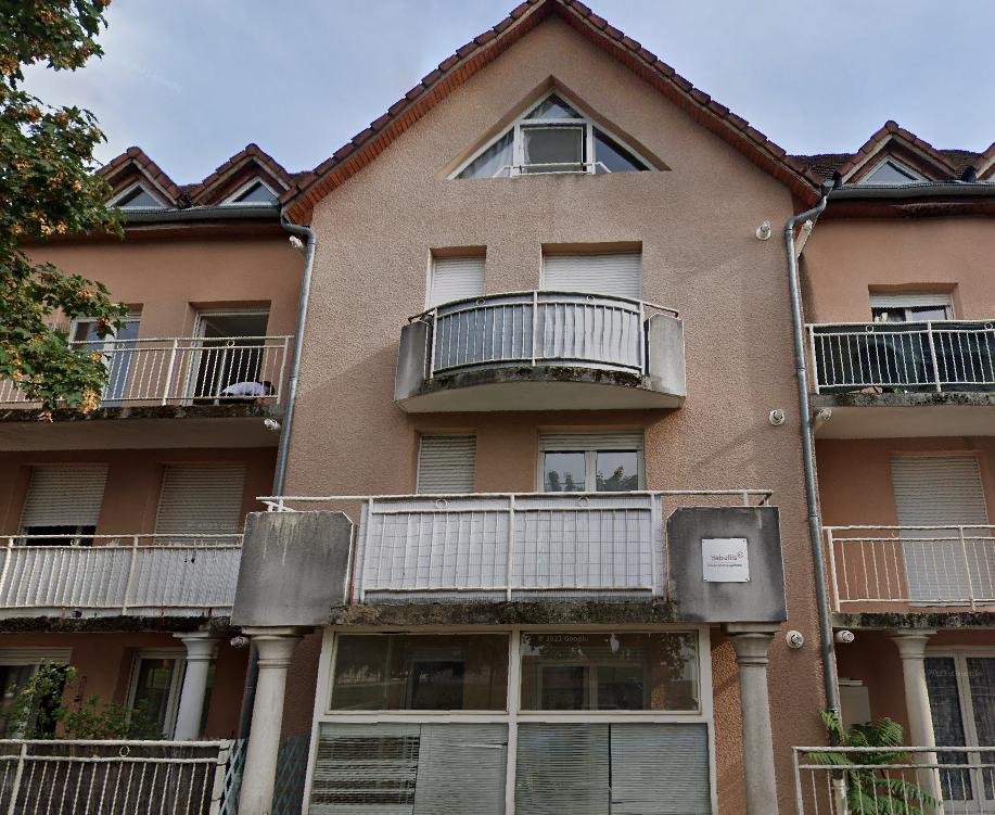 Appartement T3, 2 chambres, baignoire, balcon, parking, 2-ème étage