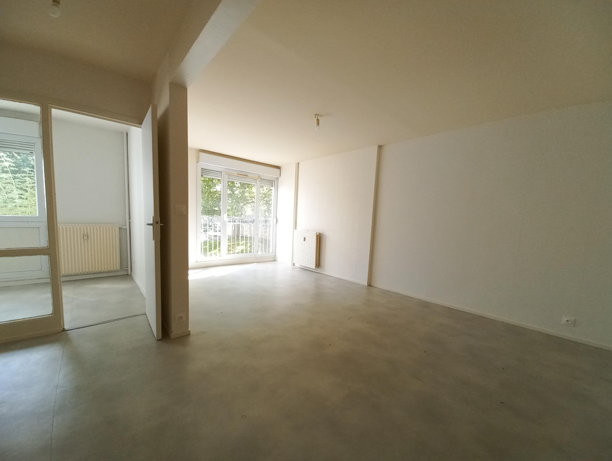 4 rené coty, 71300, 2 Chambres Chambres , ,Appartement,Location ,rené coty,16322