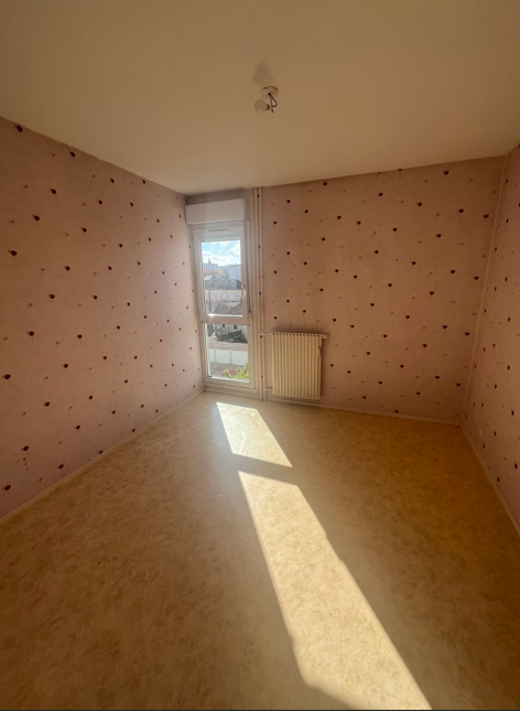 19 rue de la Résistance, 71300, MONTCEAU LES MINES, 1 Chambres Chambres , ,Appartement,Location ,rue de la Résistance,16299