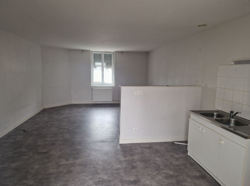 Appartement T4 - Montceau-les-Mines - 3 chambres - Baignoire - Parking 
