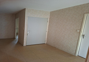 Appartement T4 - Séjour - Cuisine fermée - 3 chambres - Baignoire - Autun - 