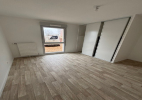 Appartement T3 - Terrasse - 2 chambre - rez-de-chaussée - Baignoire - WC séparé - Beaune 