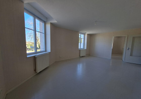 18 rue de la Gare, 71420, Génelard, 3 Chambres Chambres , ,Appartement,Location ,rue de la Gare,16865