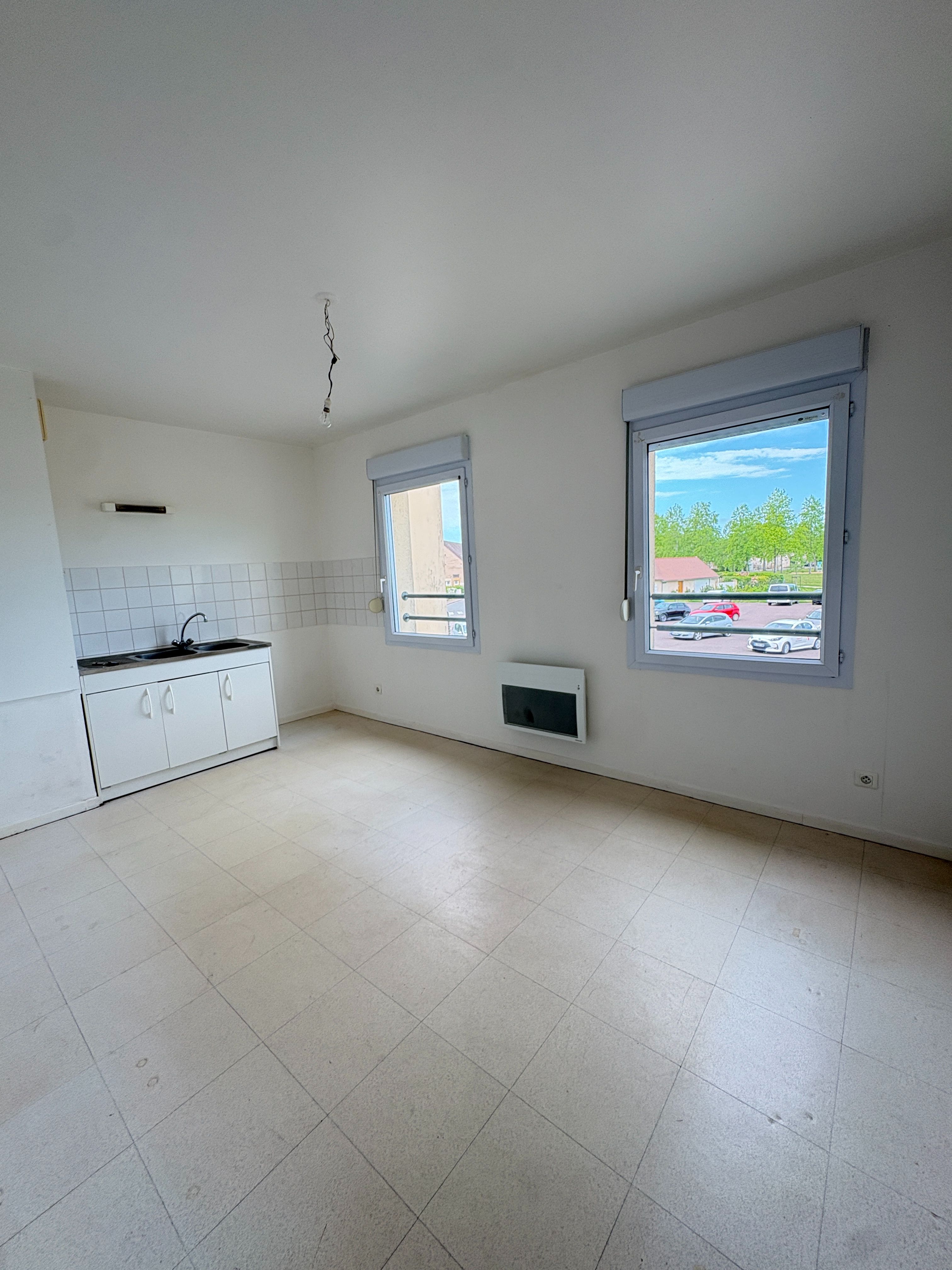 6 RUE DU PORT, 58300, DECIZE, 2 Chambres Chambres , ,Appartement,Location ,RUE DU PORT,1,Rue du port