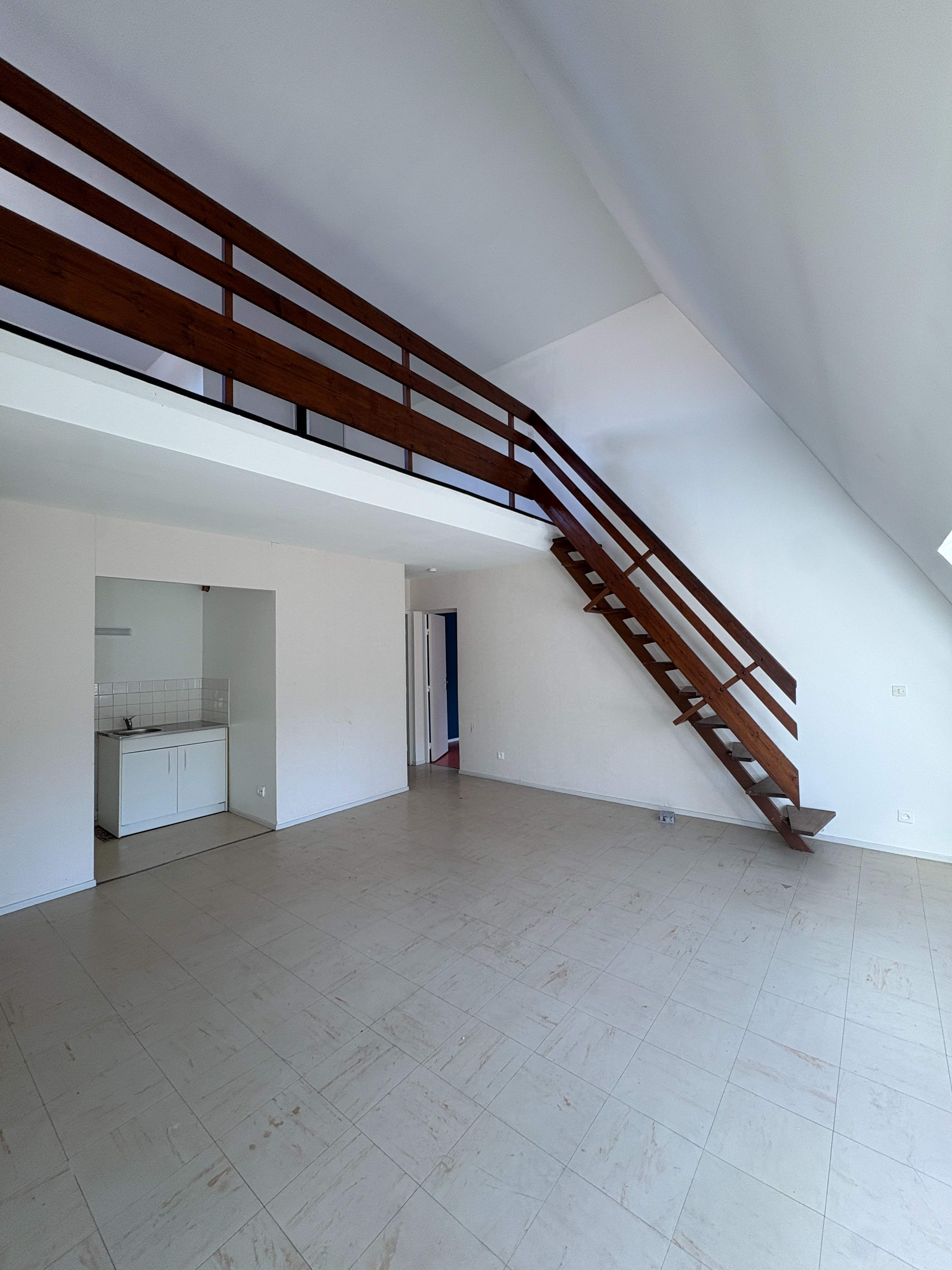  BT E ALLEE JACQUES PREVERT 58500 CLAMECY