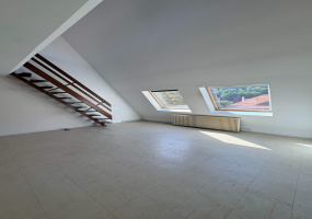  BT E ALLEE JACQUES PREVERT 58500 CLAMECY
