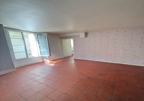 11 RUE DE LA MONNAIE 58500 CLAMECY 