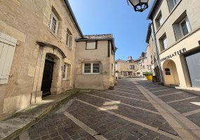 11 RUE DE LA MONNAIE 58500 CLAMECY 