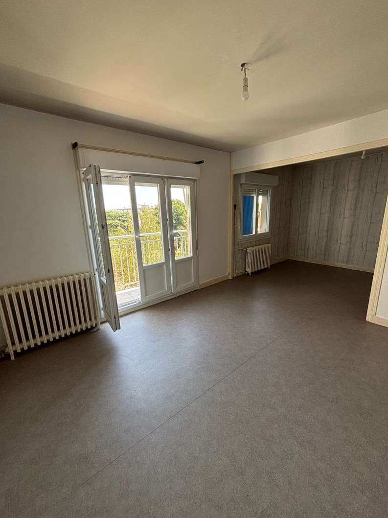 20 RUE ROMAIN ROLLAND, 58000, NEVERS, 2 Chambres Chambres , ,Appartement,Location ,RUE ROMAIN ROLLAND,3,ROMAN ROLLAND