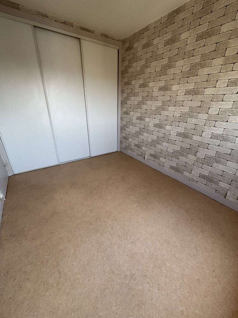 20 RUE ROMAIN ROLLAND, 58000, NEVERS, 2 Chambres Chambres , ,Appartement,Location ,RUE ROMAIN ROLLAND,3,ROMAN ROLLAND