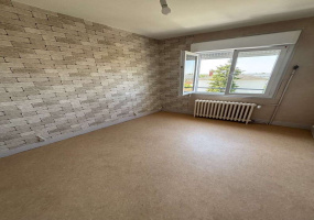 20 RUE ROMAIN ROLLAND, 58000, NEVERS, 2 Chambres Chambres , ,Appartement,Location ,RUE ROMAIN ROLLAND,3,ROMAN ROLLAND