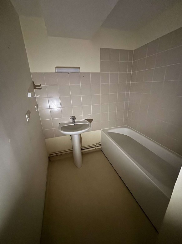 9 B RUE JEAN DESVEAUX, 58000, NEVERS, 2 Chambres Chambres , ,Appartement,Location ,B RUE JEAN DESVEAUX,1,JEAN DESVEAUX