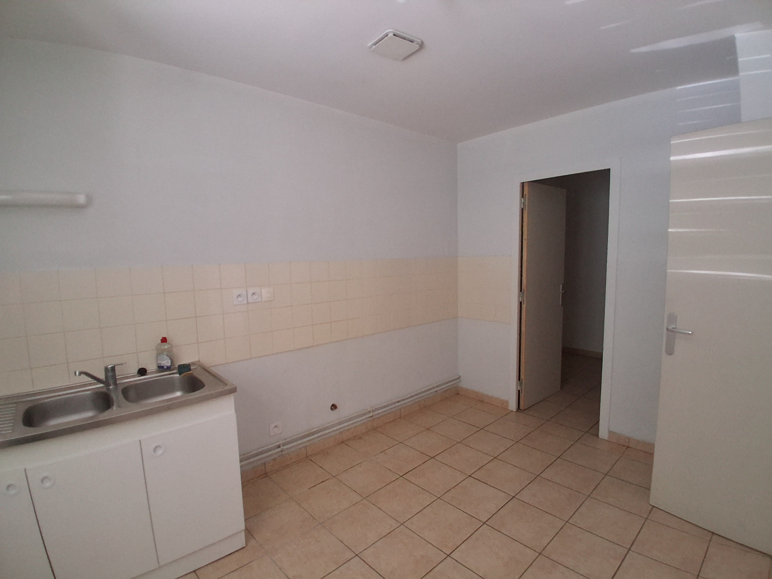 10A Grande Rue, 21121, Hauteville les Dijon, 3 Chambres Chambres , ,Appartement,Location ,Grande Rue,58000030471