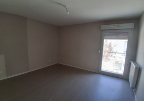 10A Grande Rue, 21121, Hauteville les Dijon, 3 Chambres Chambres , ,Appartement,Location ,Grande Rue,58000030471