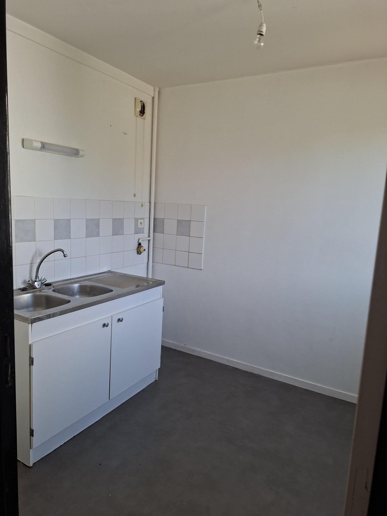 Appartement T2 - Baignoire - 1 chambre - 3ème étage - Ascenseur - Longvic 