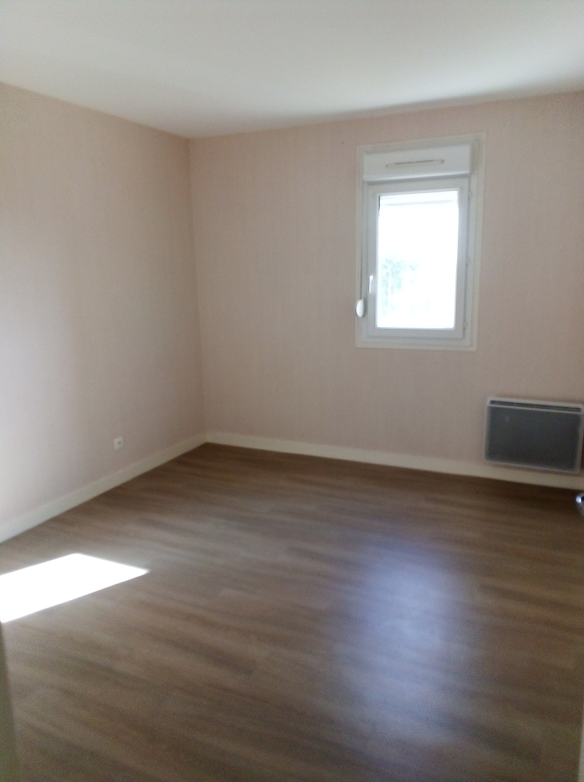6 rue Charles Gounod, 89600, SAINT-FLORENTIN, 3 Chambre Chambres, ,Appartement,Localisation,rue Charles Gounod,3,58000030491