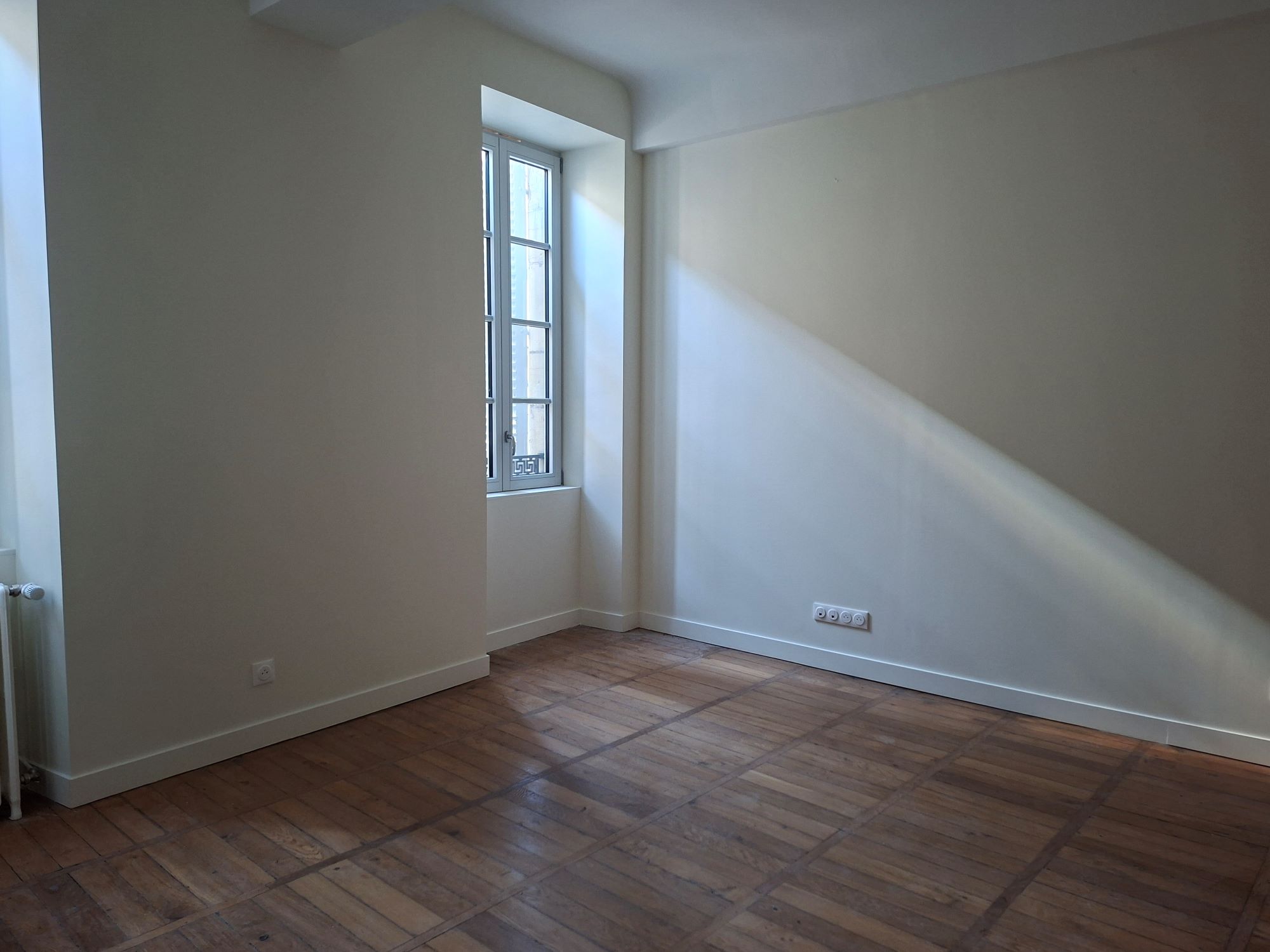 Appartement T3, 2 chambres, 1er étage, Rue Sainte-Anne, Dijon