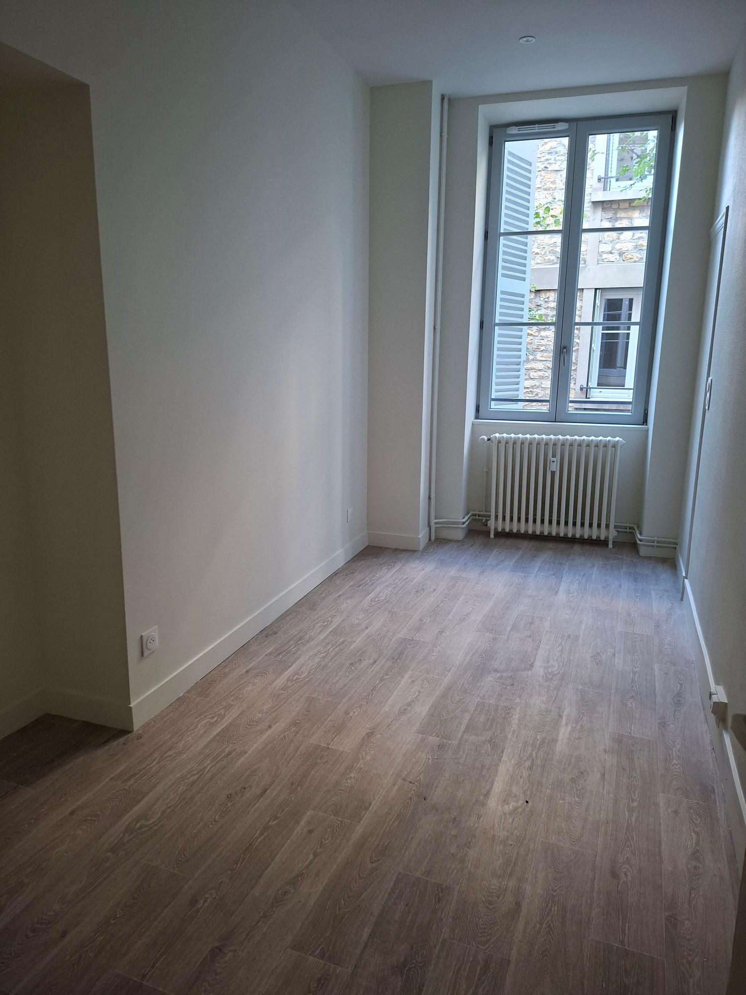 Appartement T3, 2 chambres, 1er étage, Rue Sainte-Anne, Dijon
