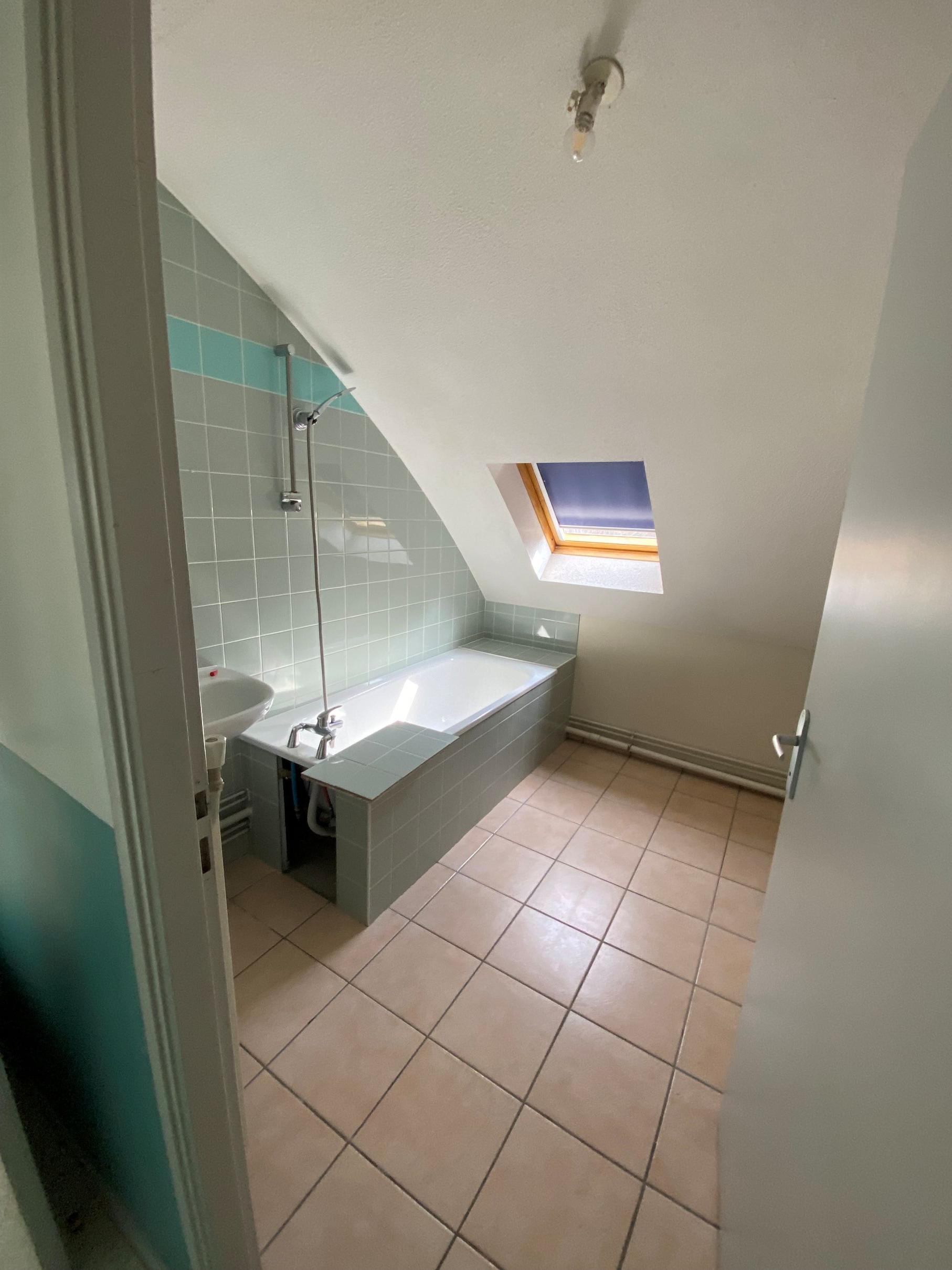 Appartement T3, 2 chambres, Baignoire,Dijon 